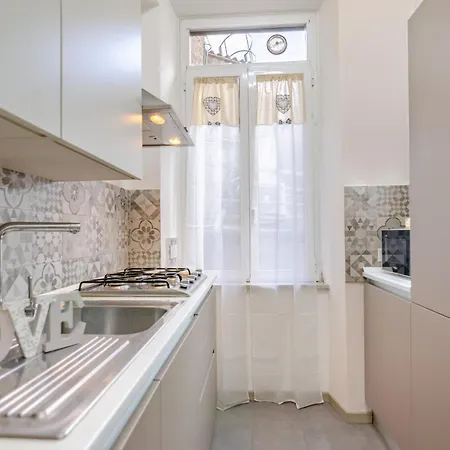 Апартаменты Domus Dell'arancio Рим
