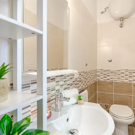 Domus Dell'arancio Рим
