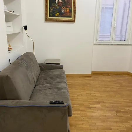 Domus Dell'arancio Rom